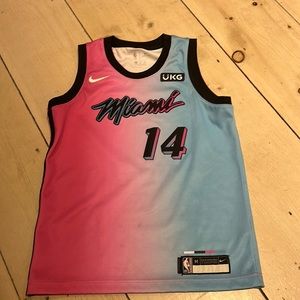 Tyler Herro Miami heat jersey size kids medium